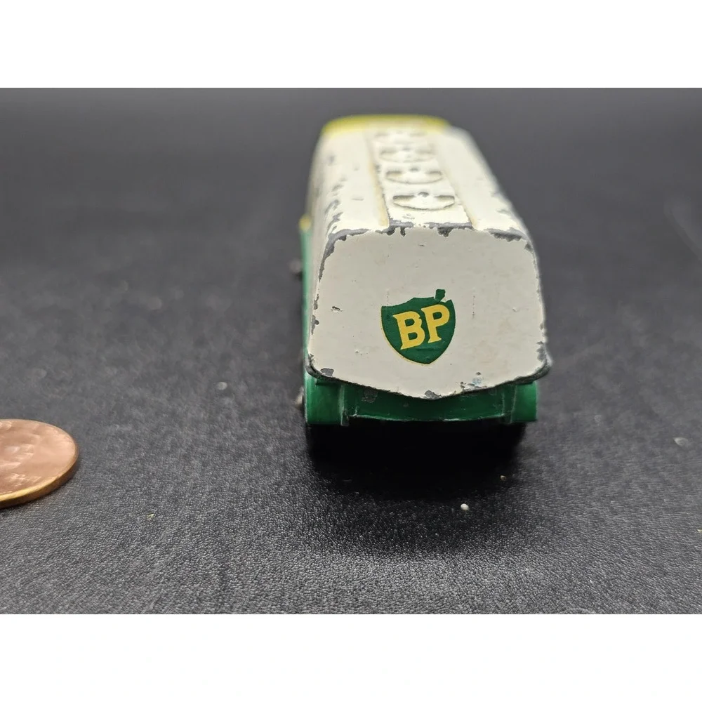 Vintage‎ Lesney Matchbox Series #25 Petrol Tanker